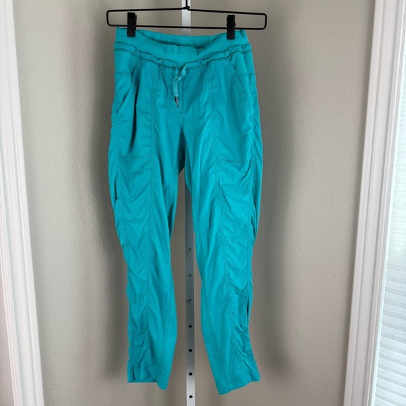 Lululemon Street To Studio Pant Unlined Size 4 - Picture 2 of 9